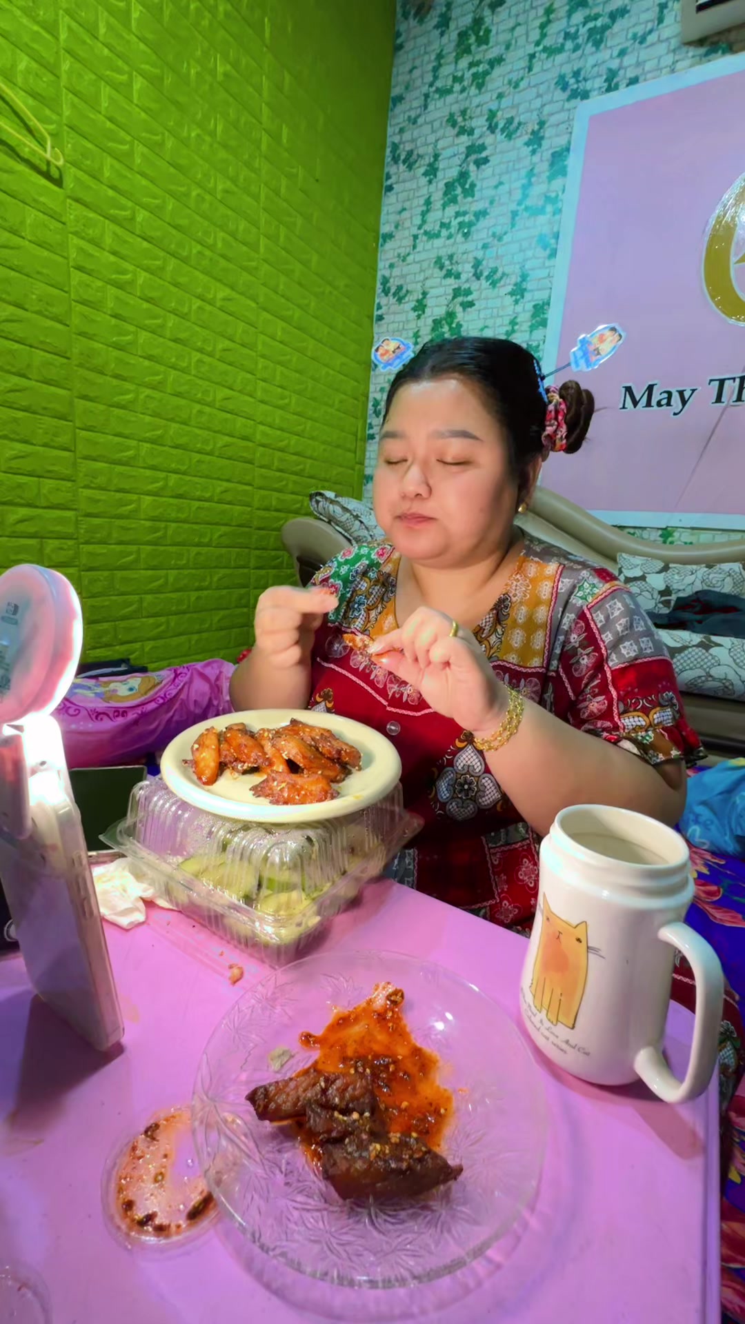 @သန့်သန့်လေးစားသောက်ကုန် 6591