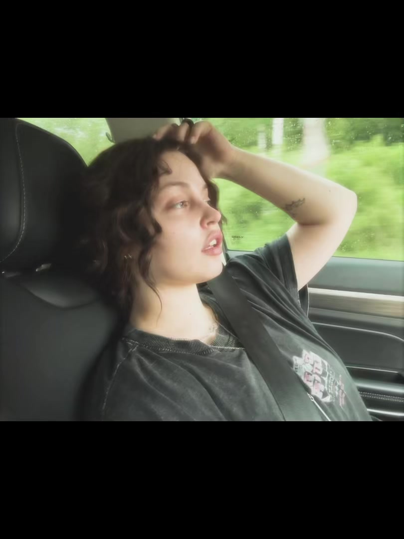 @Настяш✨