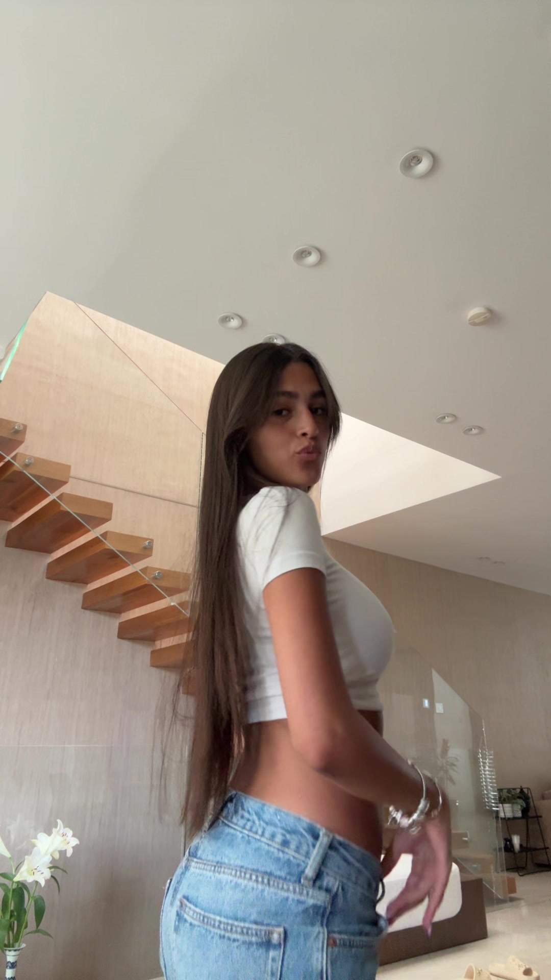 @MikaHazan