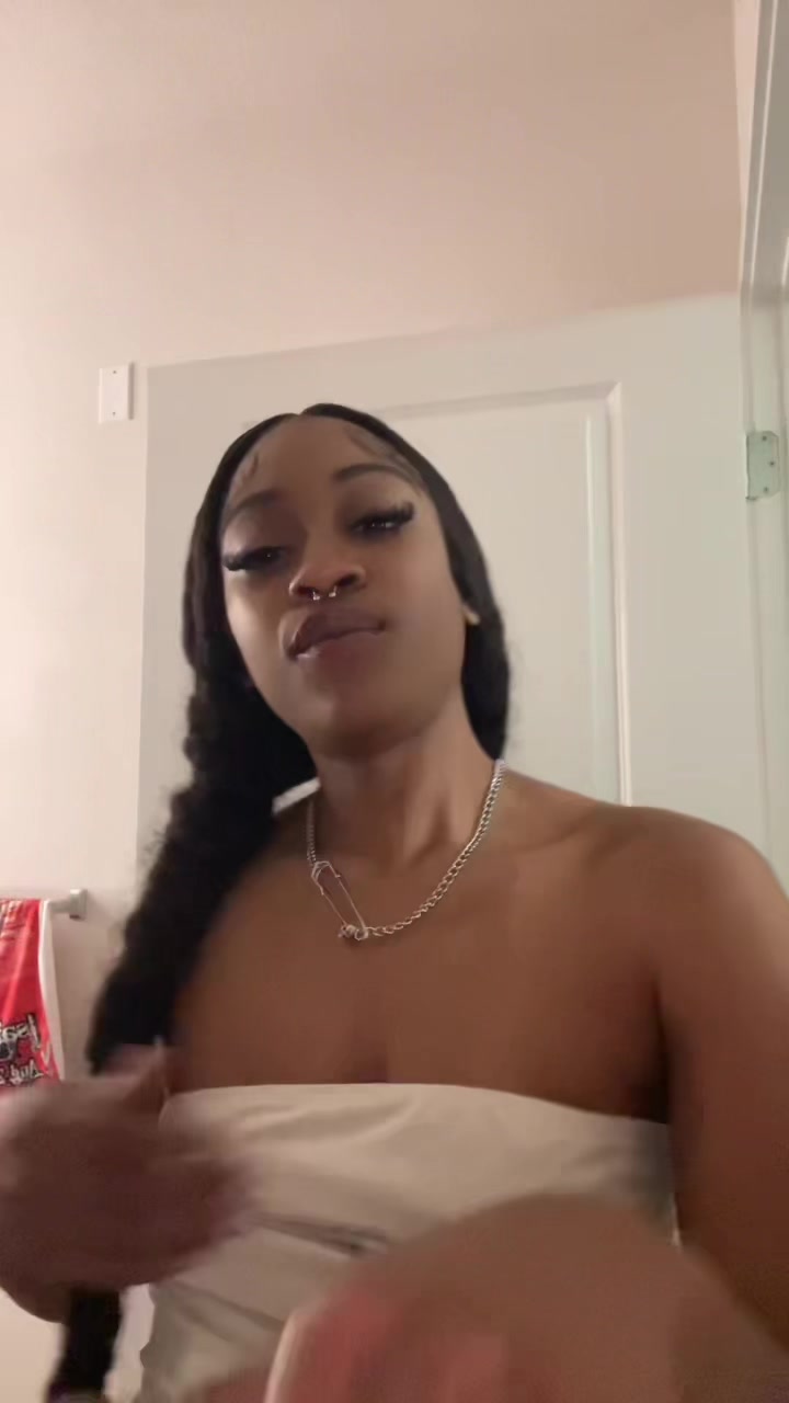 @️