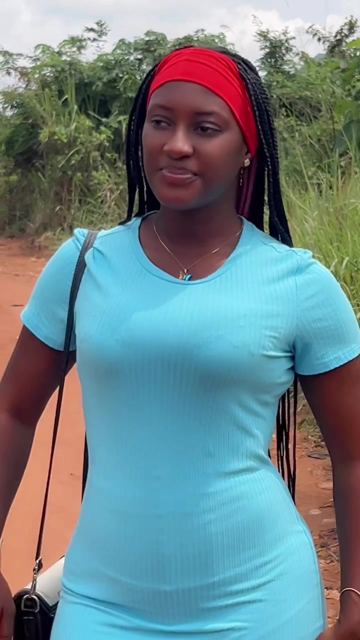 @Adjoah☠️~🧚♂️Sakyiwaa