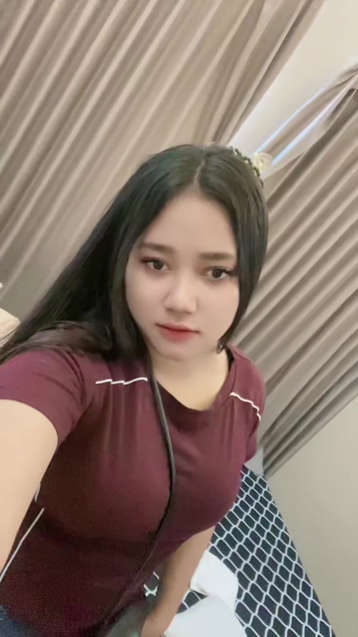 @KhoirunNisa💜