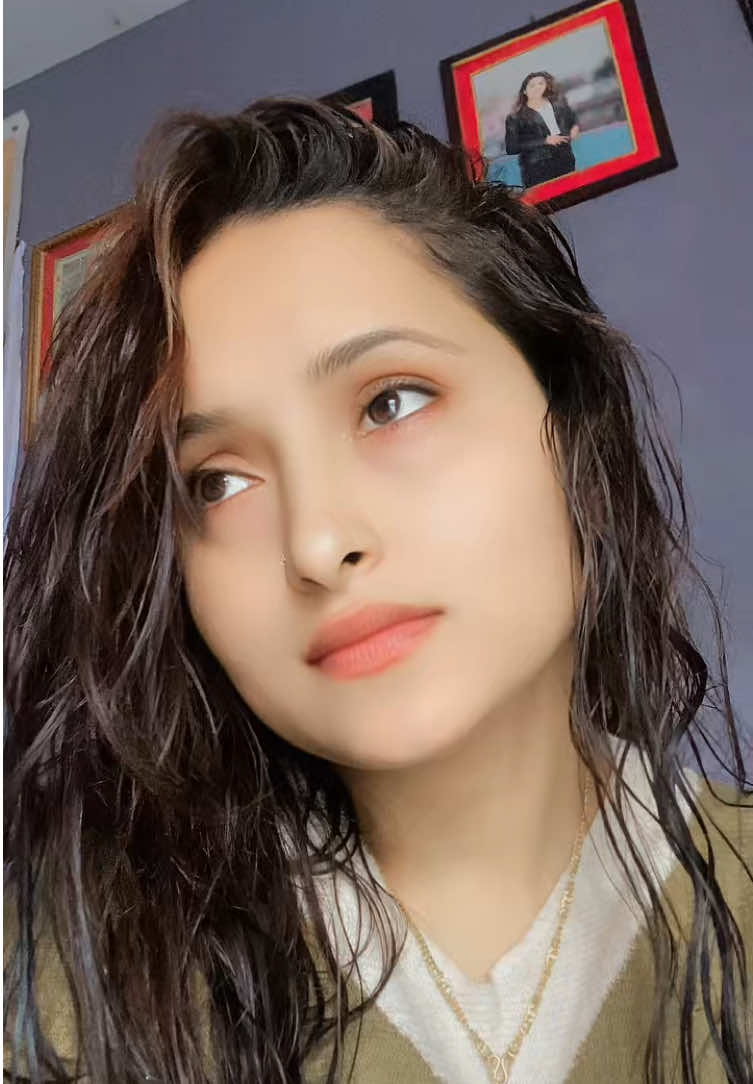 @Binita_poudel🦋officials🧿🧿🫶