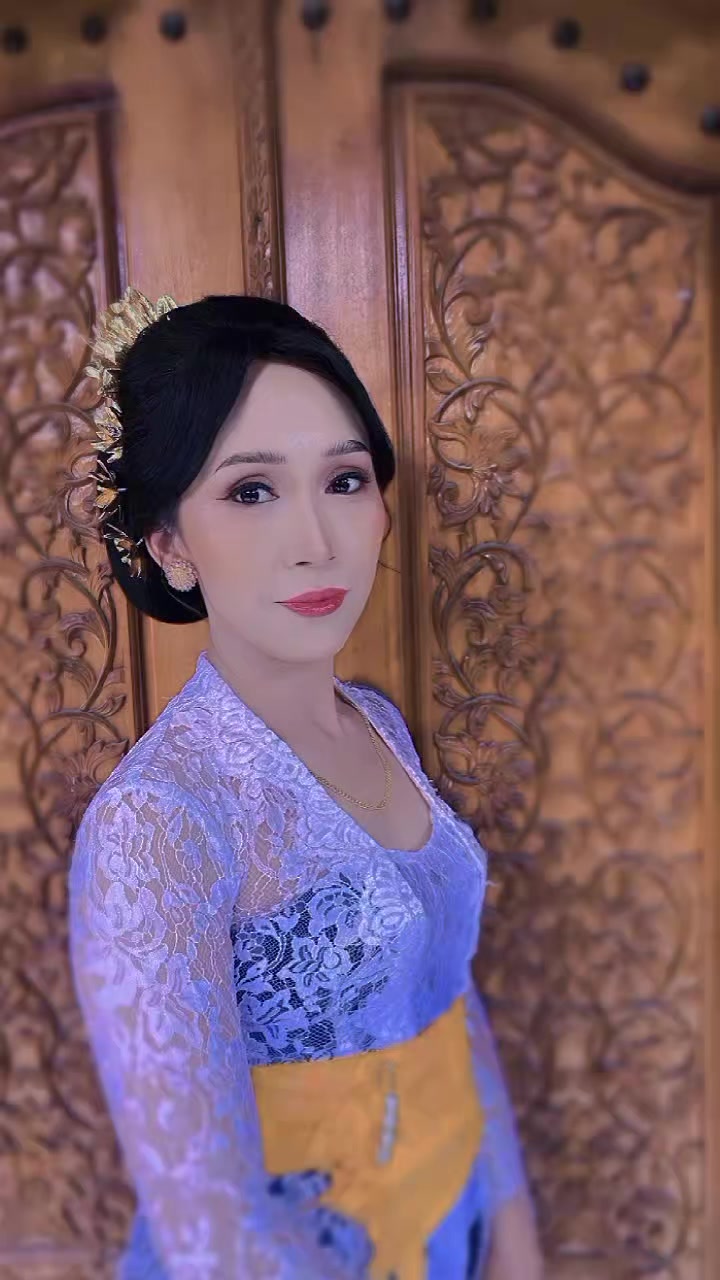 @Ayukbudiani
