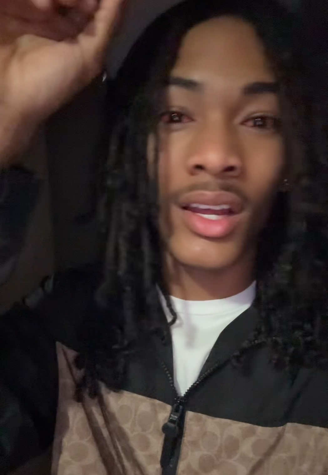 @Devair 🧛🏽