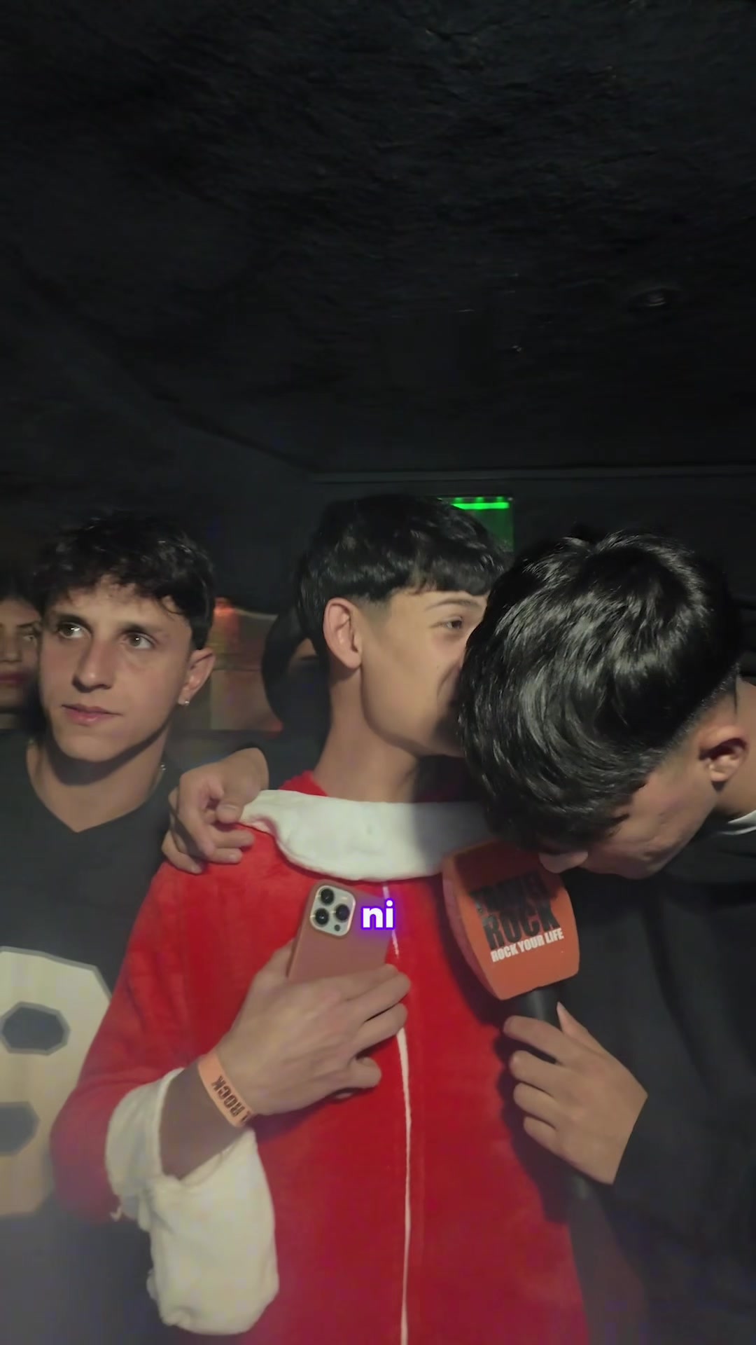 @TRAVELROCKOFICIAL