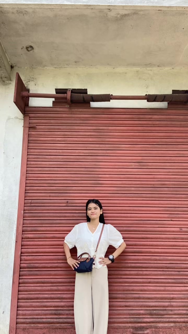 @𝗬𝗮𝘀𝗵𝘂🦚🦄