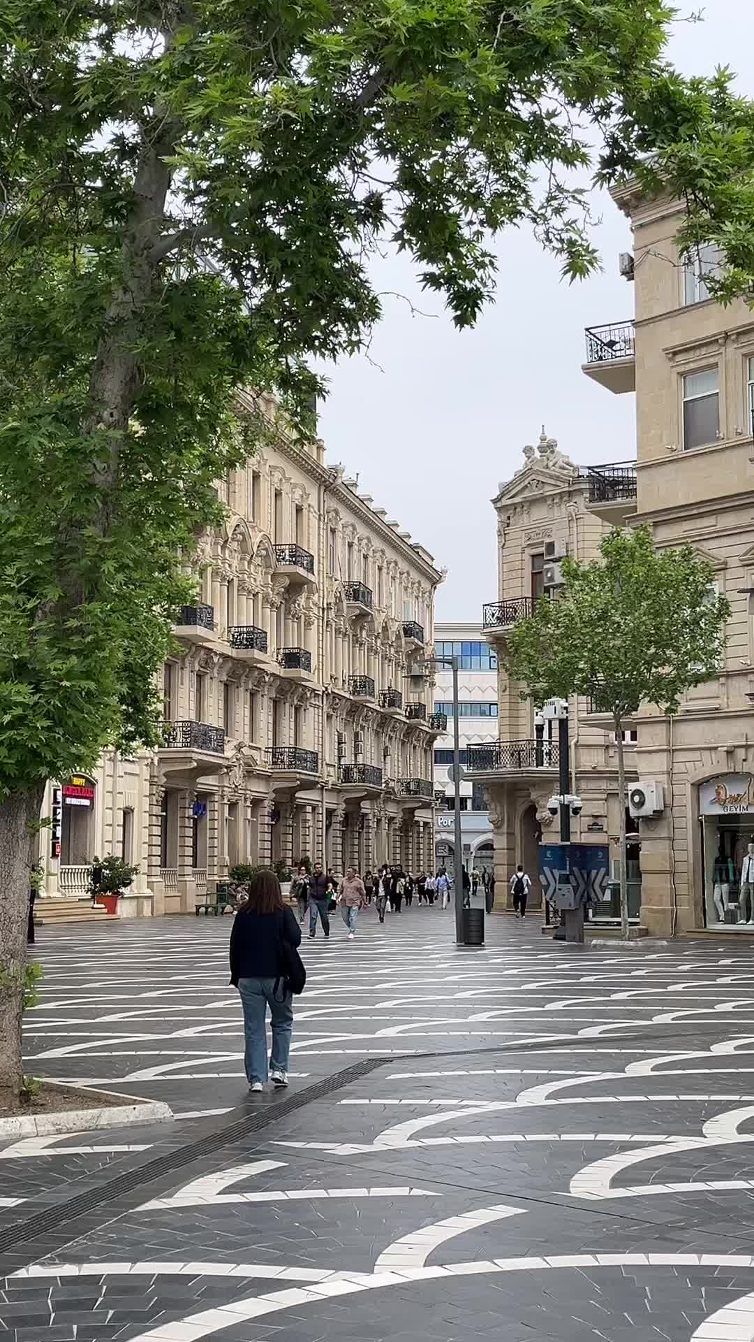 @travelsbaku