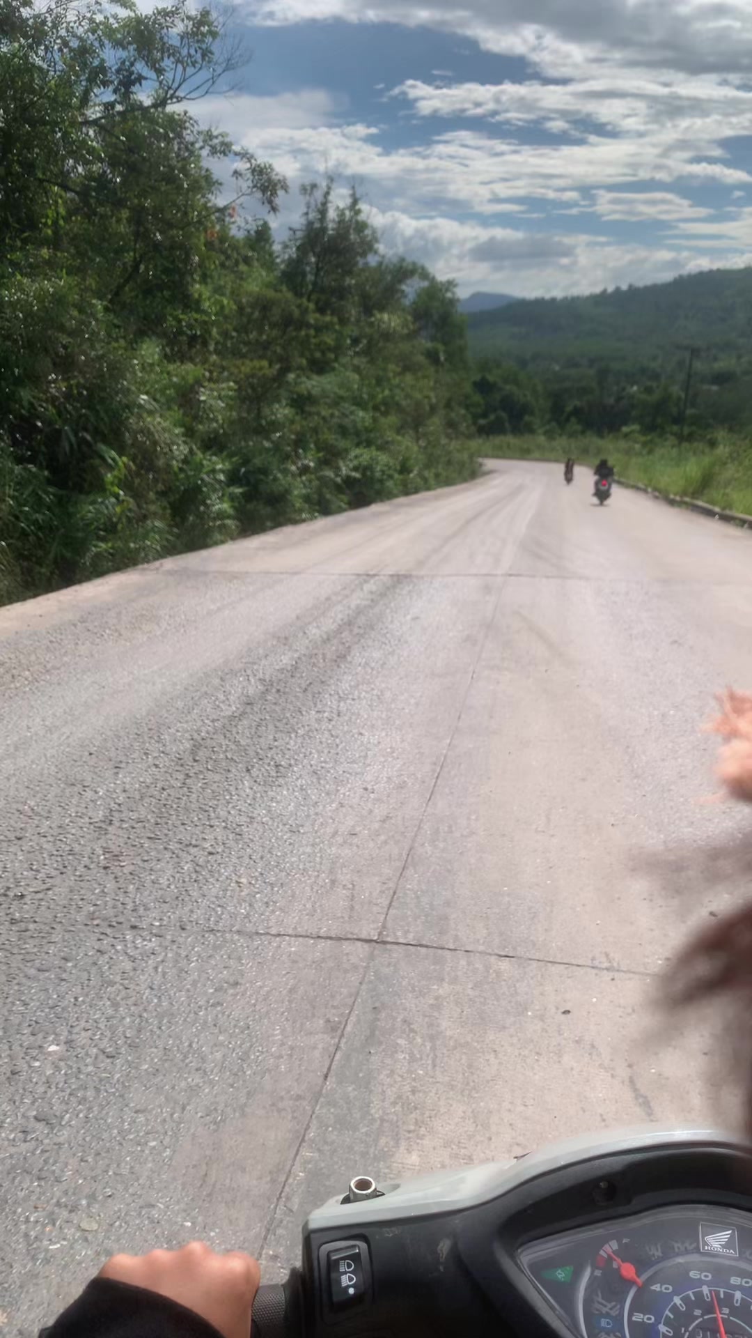 @Họ bán