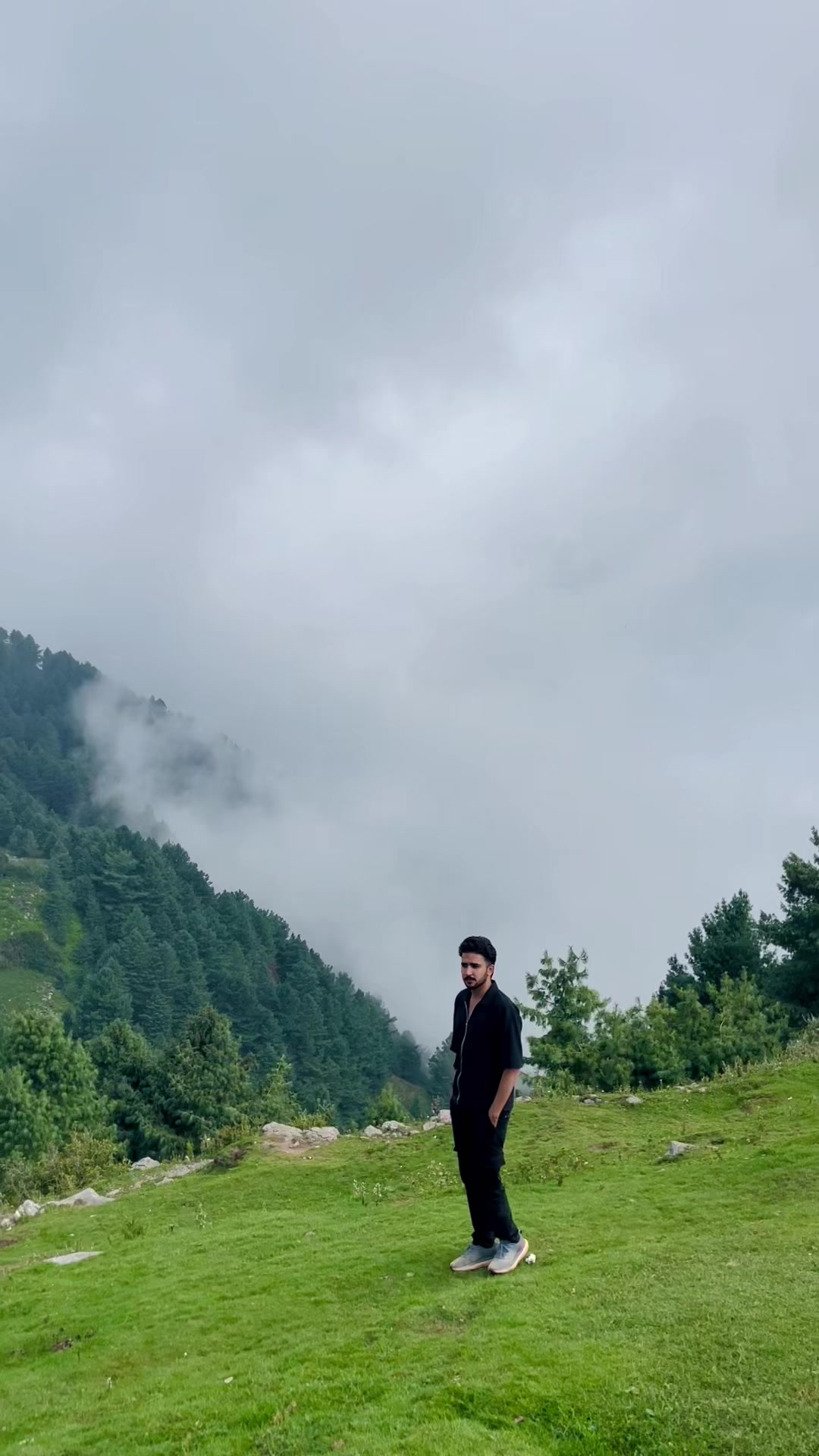 @Waseem malik🚩