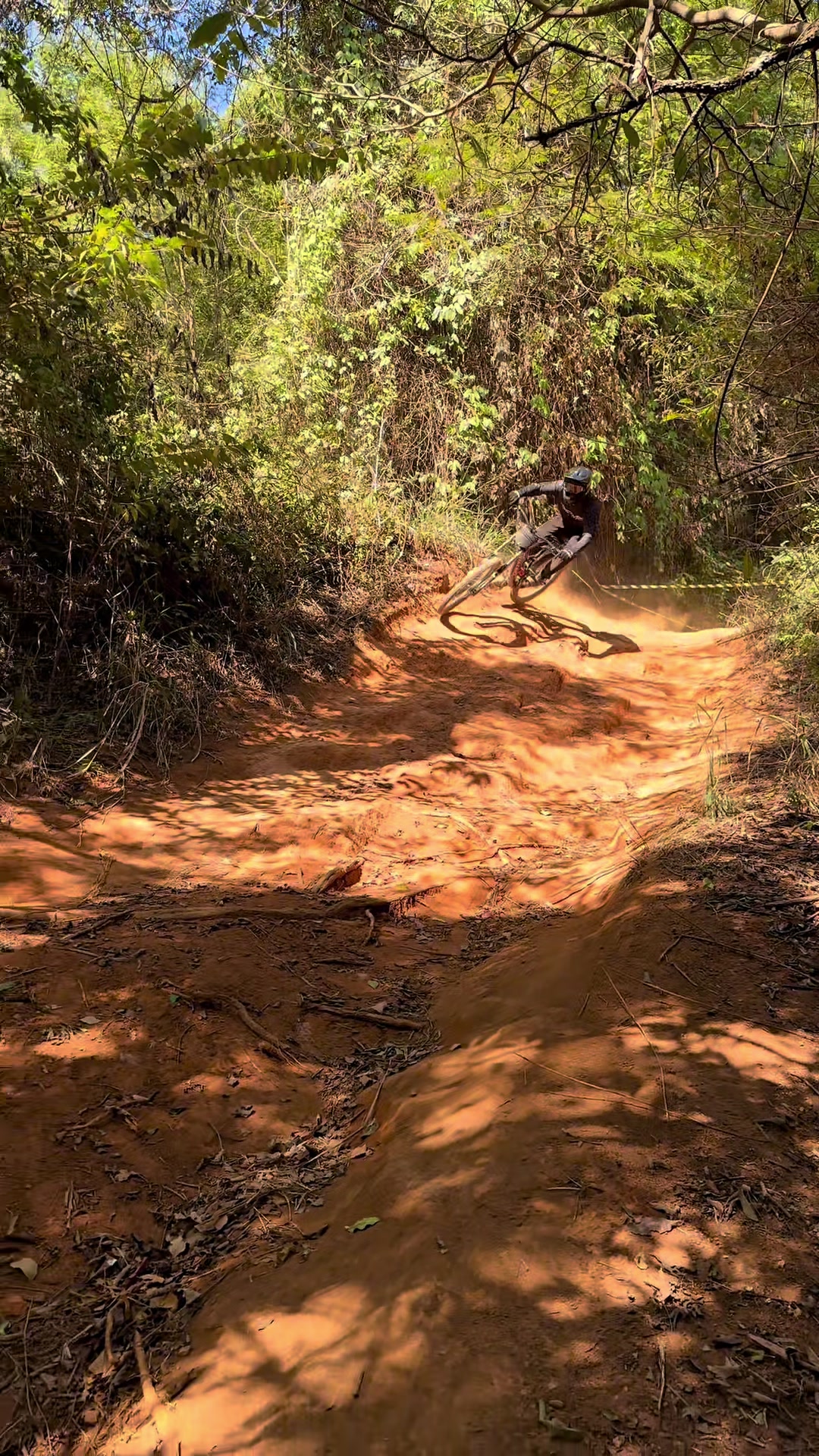 @Kevin Angelo / Downhill-Enduro
