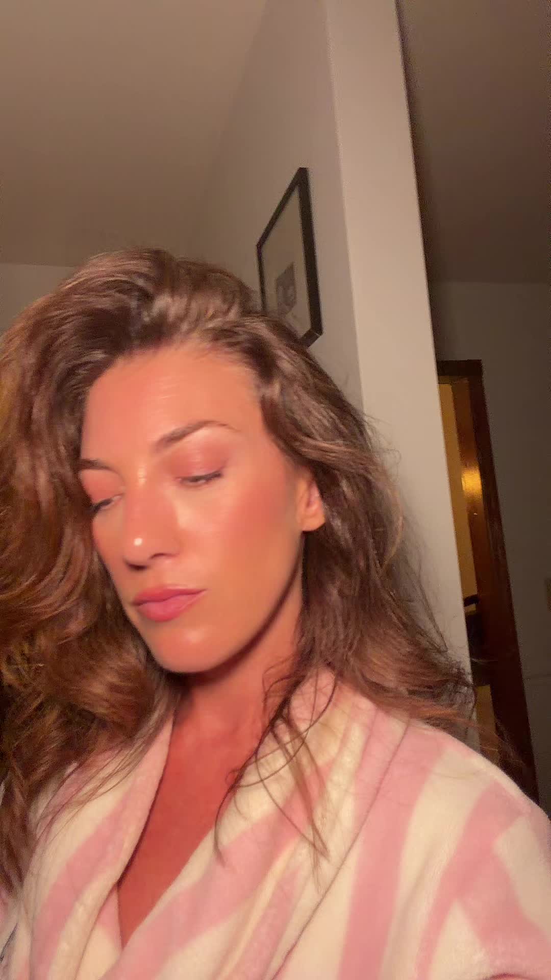 @LateCheckoutClub