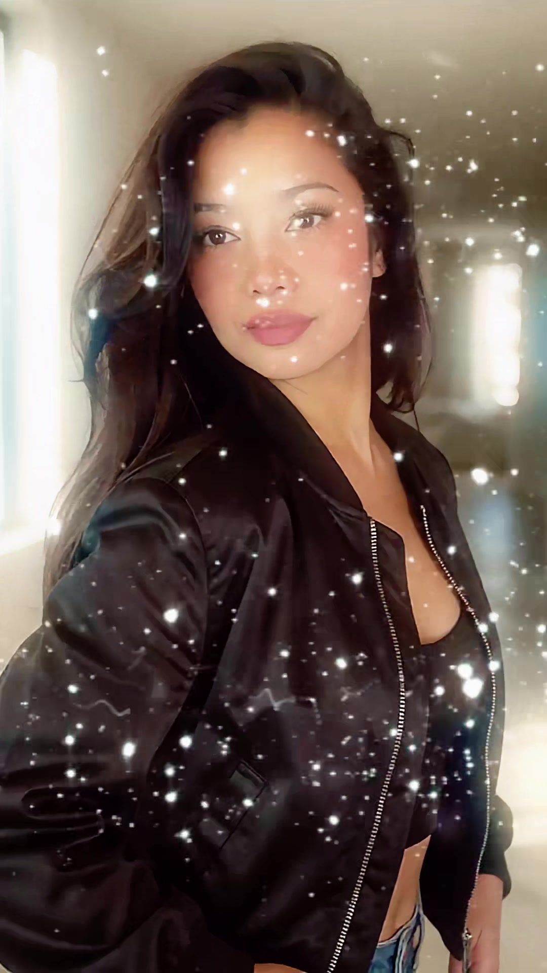 @Ella111