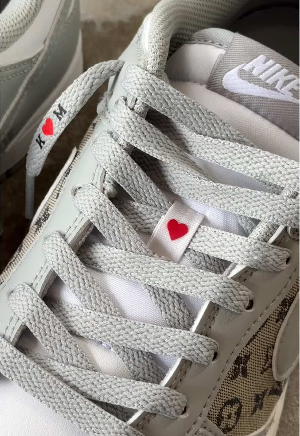 @With An H Shoe Customization