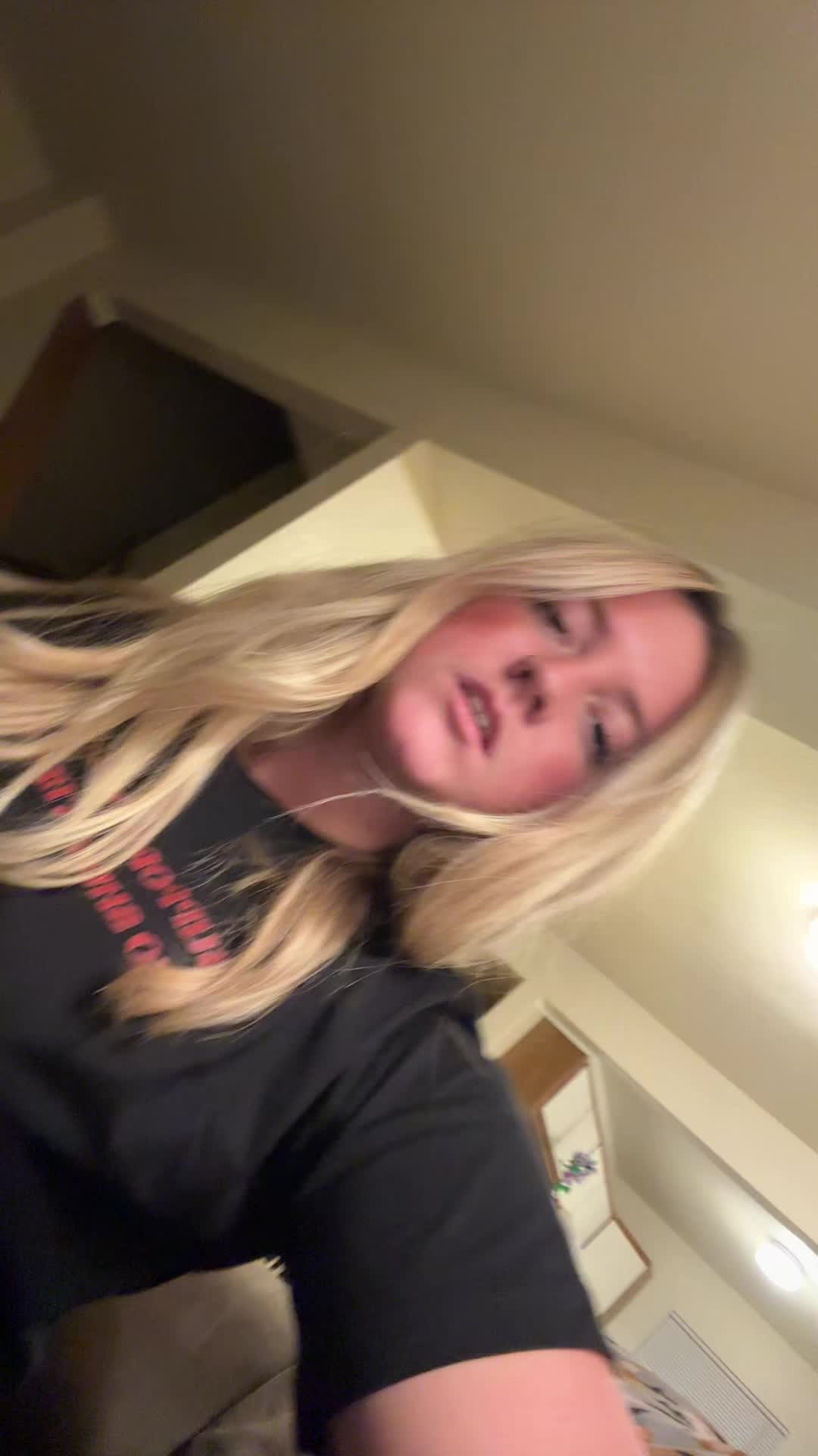 @Ri 🤍