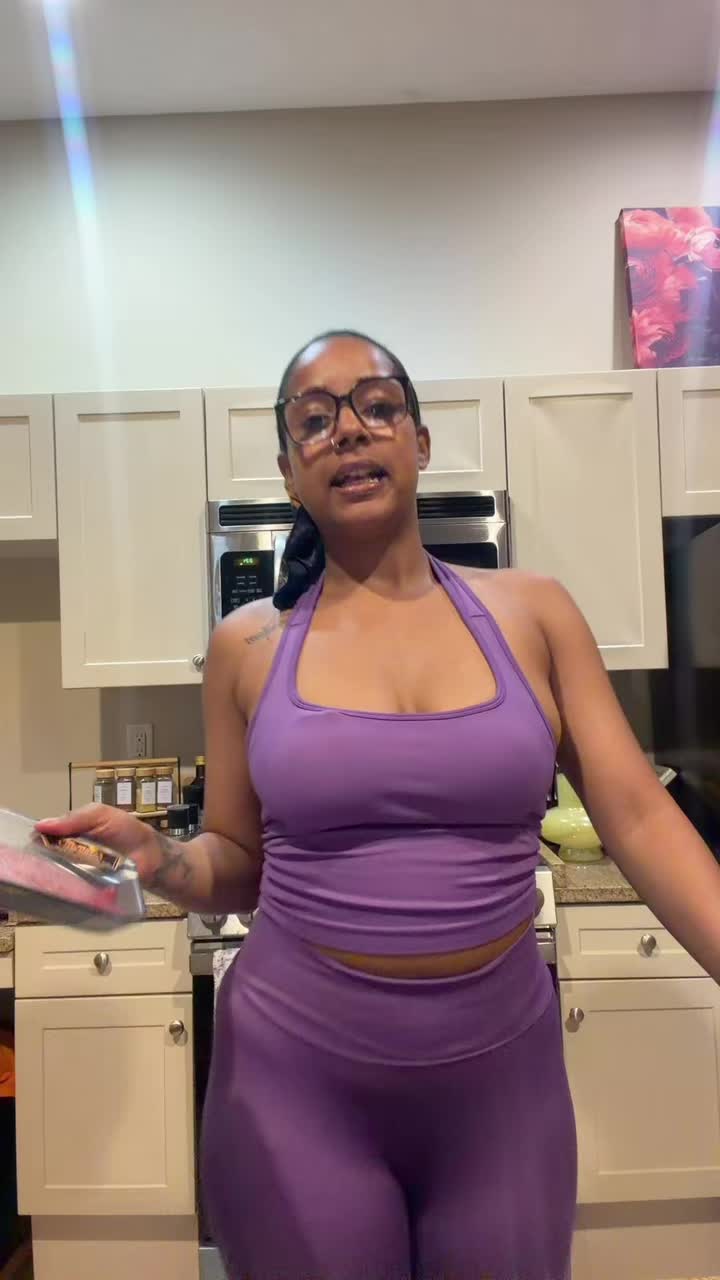 @Jahelis