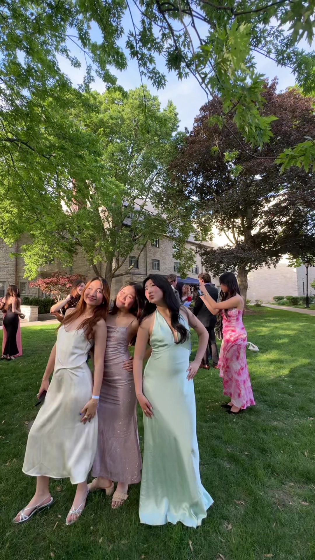 @nu_tridelta