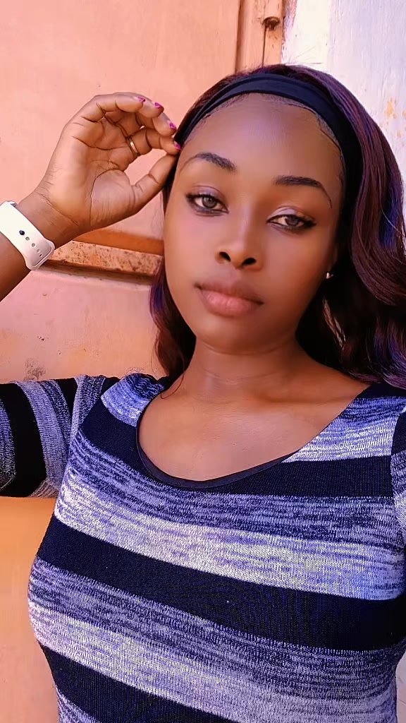 @Kadzo