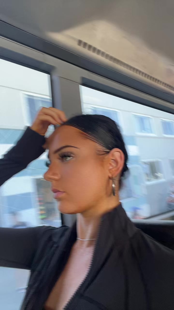 @Sophieee