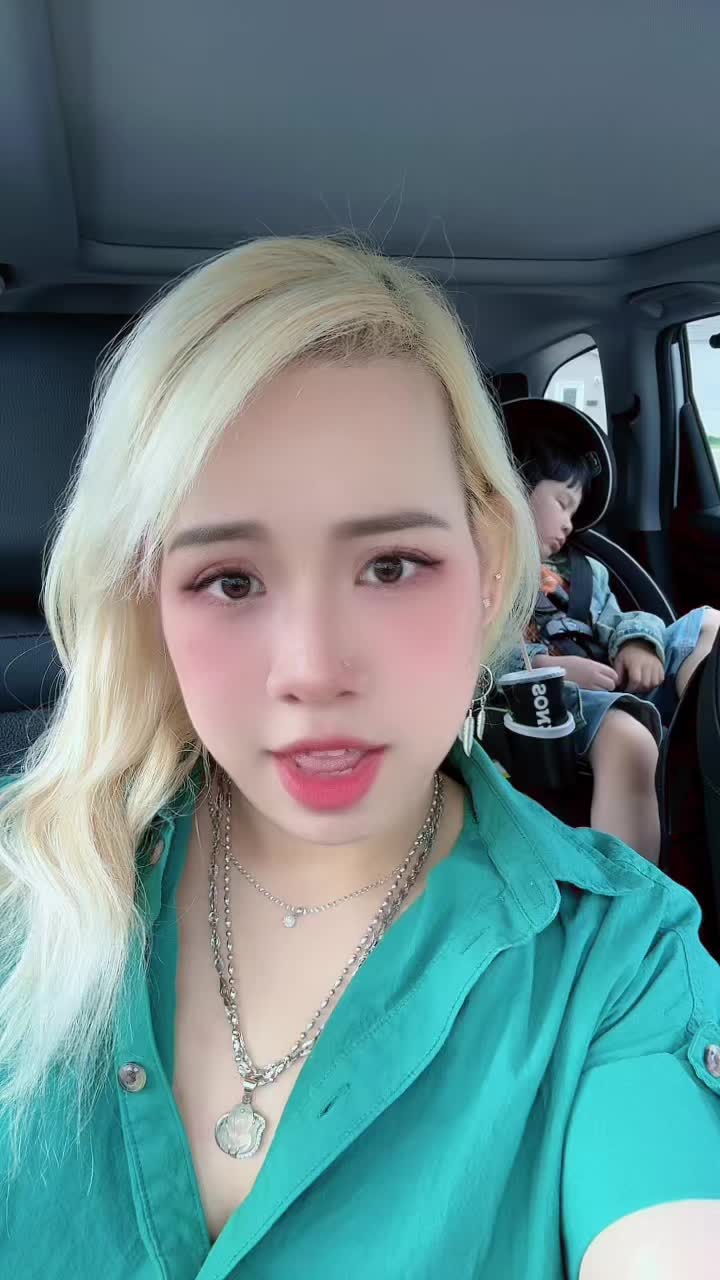 @Jessica cutie 🇻🇳❤️🇨🇦