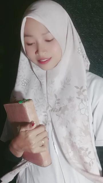 @𝗡𝘂𝗿🌻