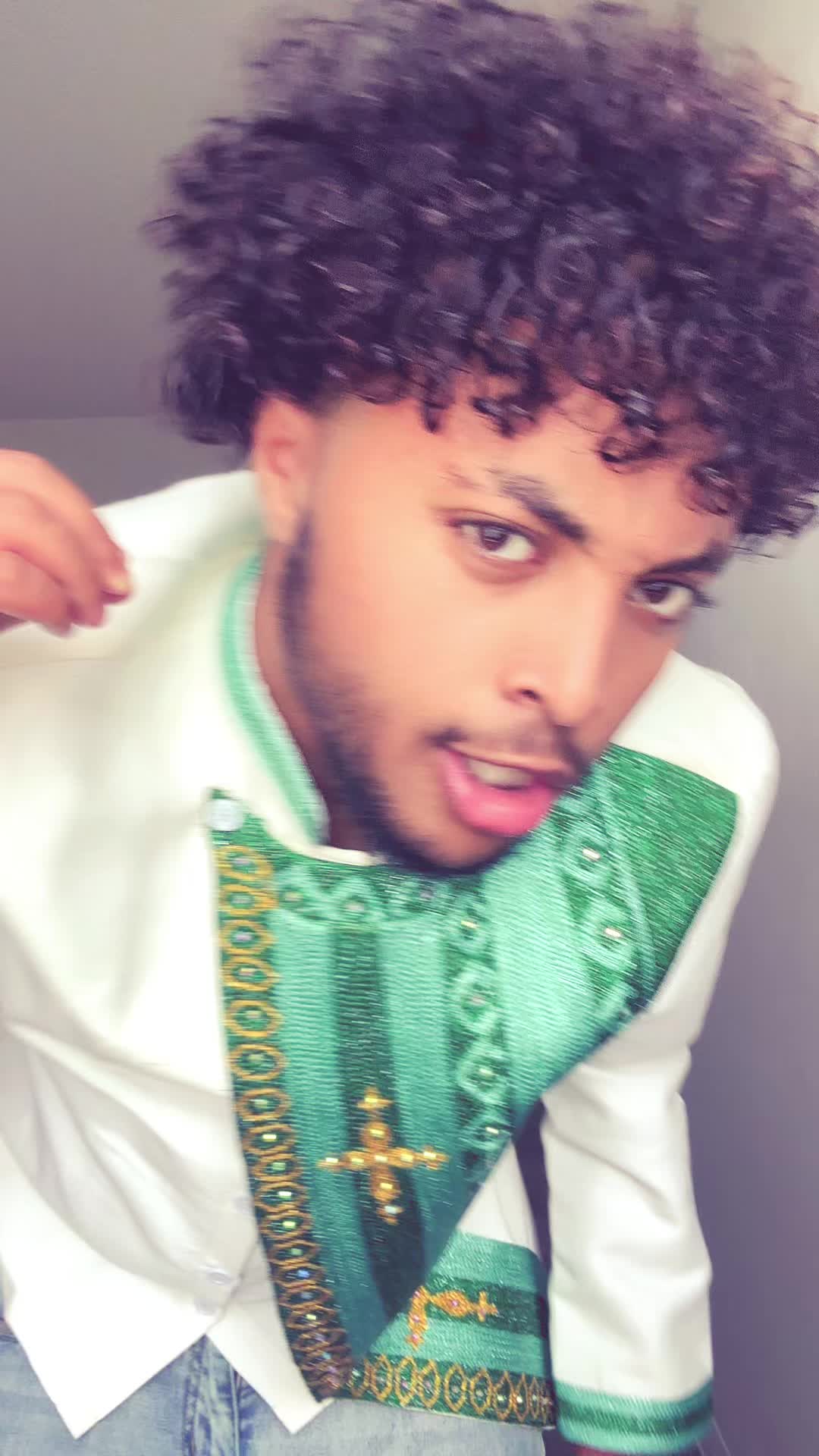@ናሂ