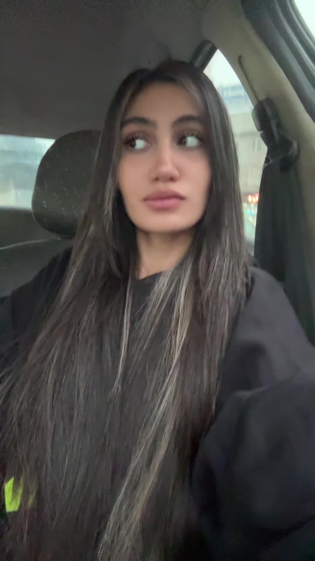 @elena.saadati