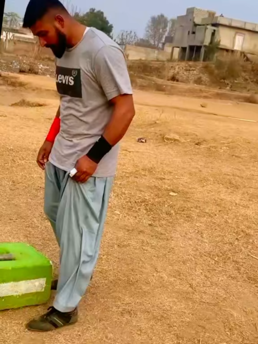 @پہلوان راجہ ذیشان(دینہ)
