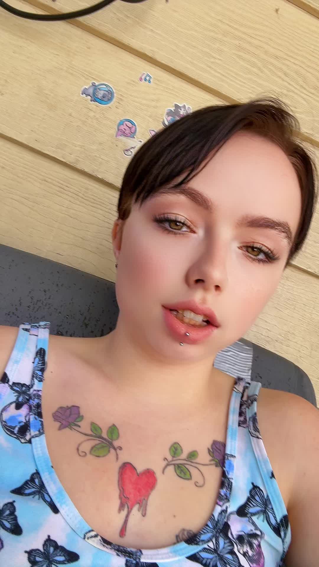 @Badbitch21