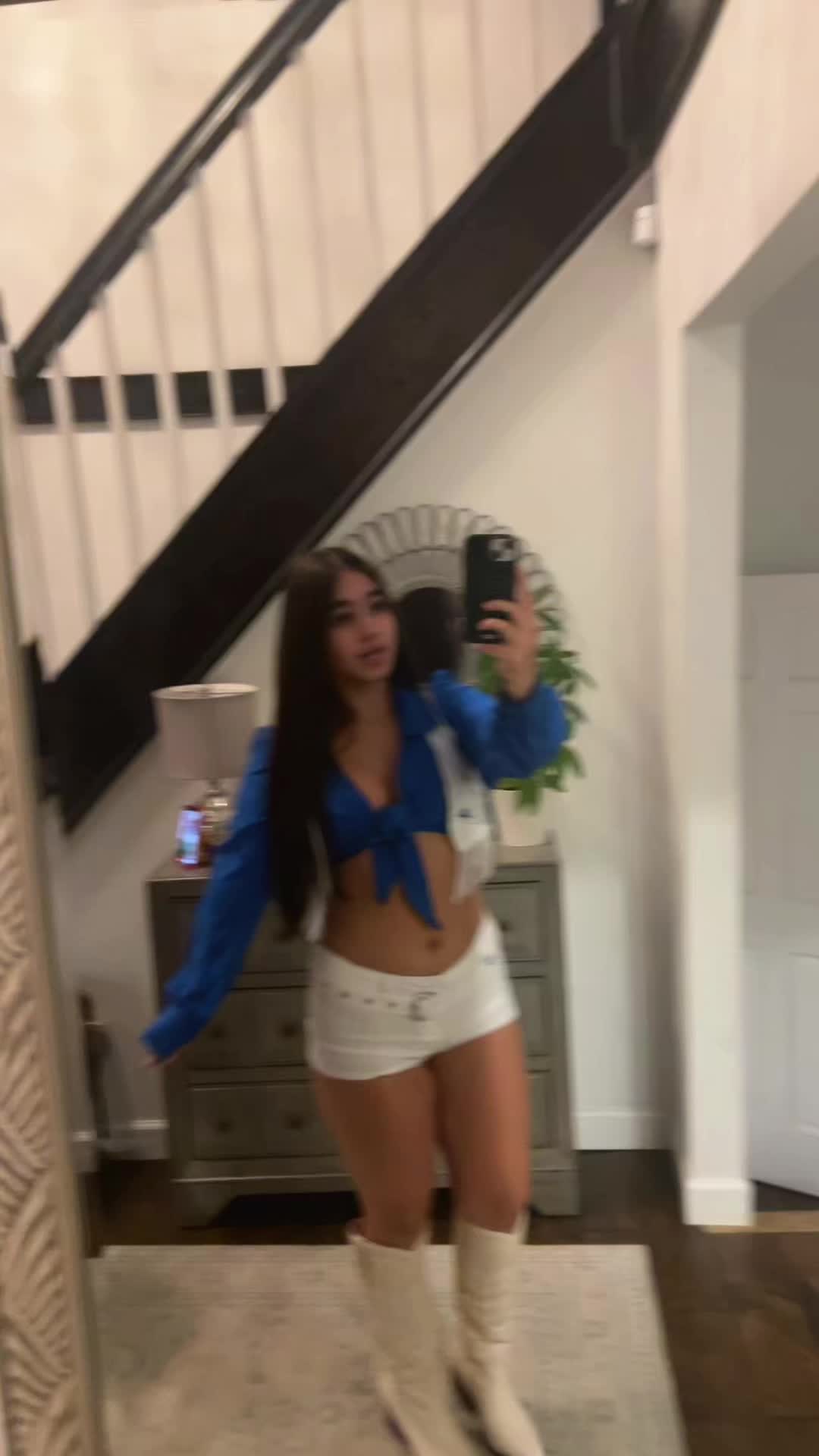 @sophia