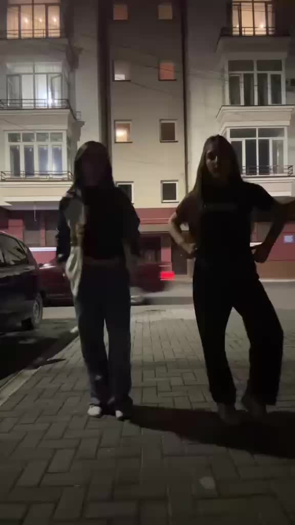@b1chenovva