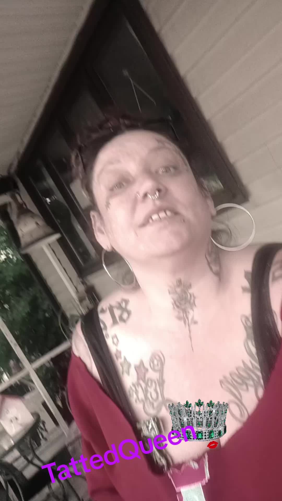 @tattedqueen5. lou ky