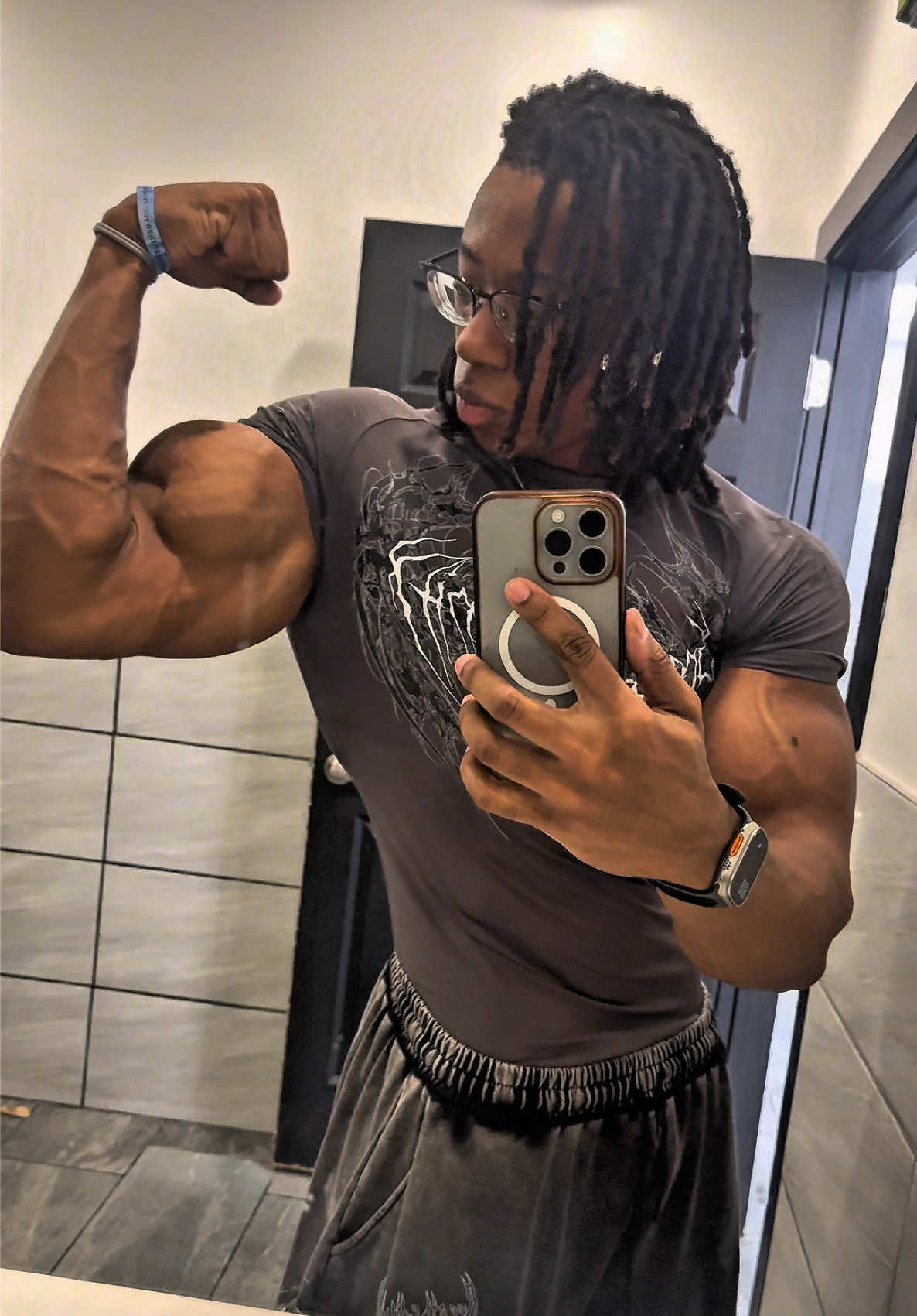 @jaishonbent