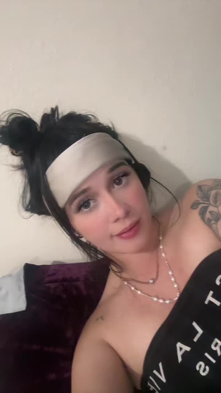 @444💋