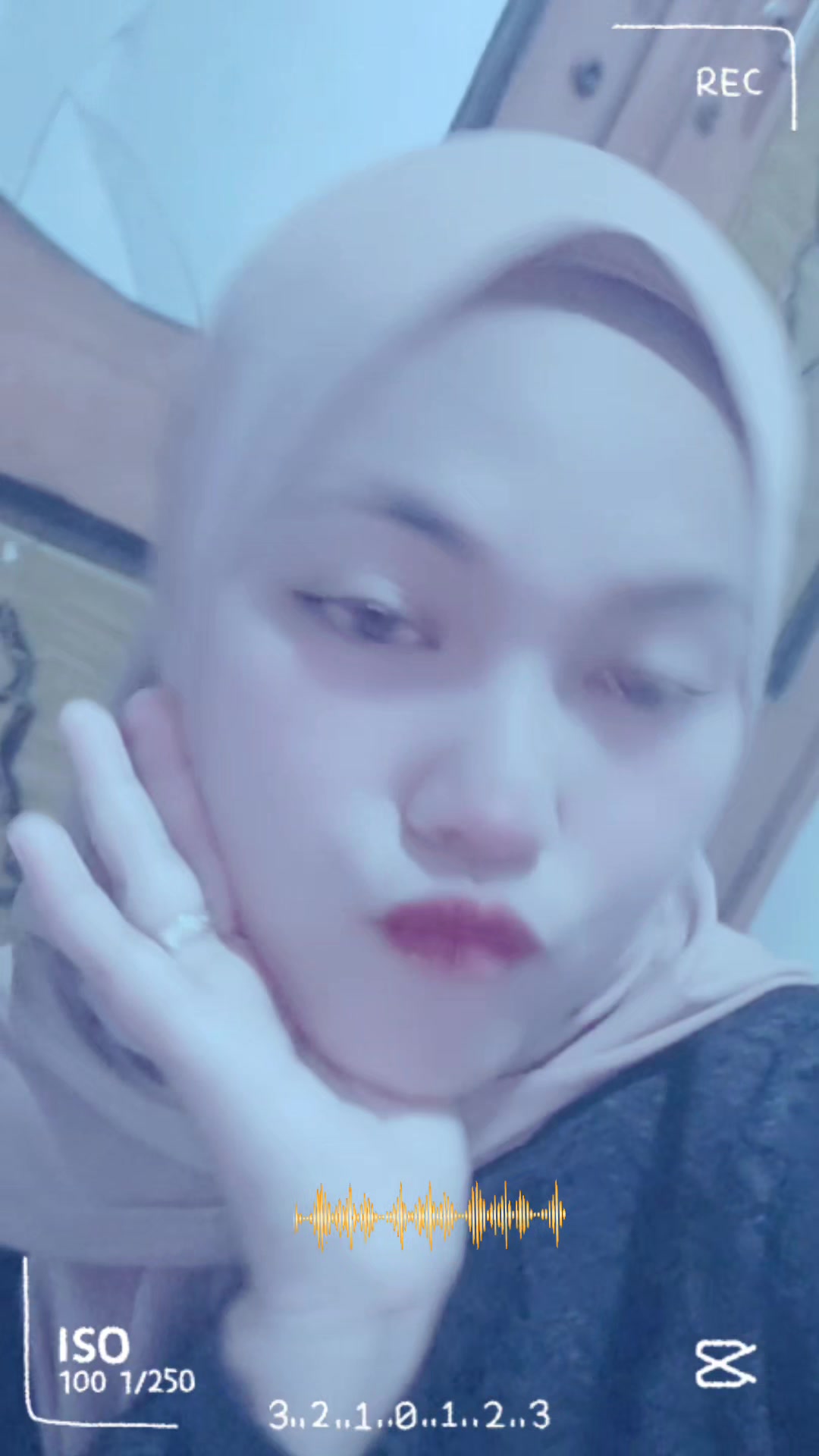 @AdE waN