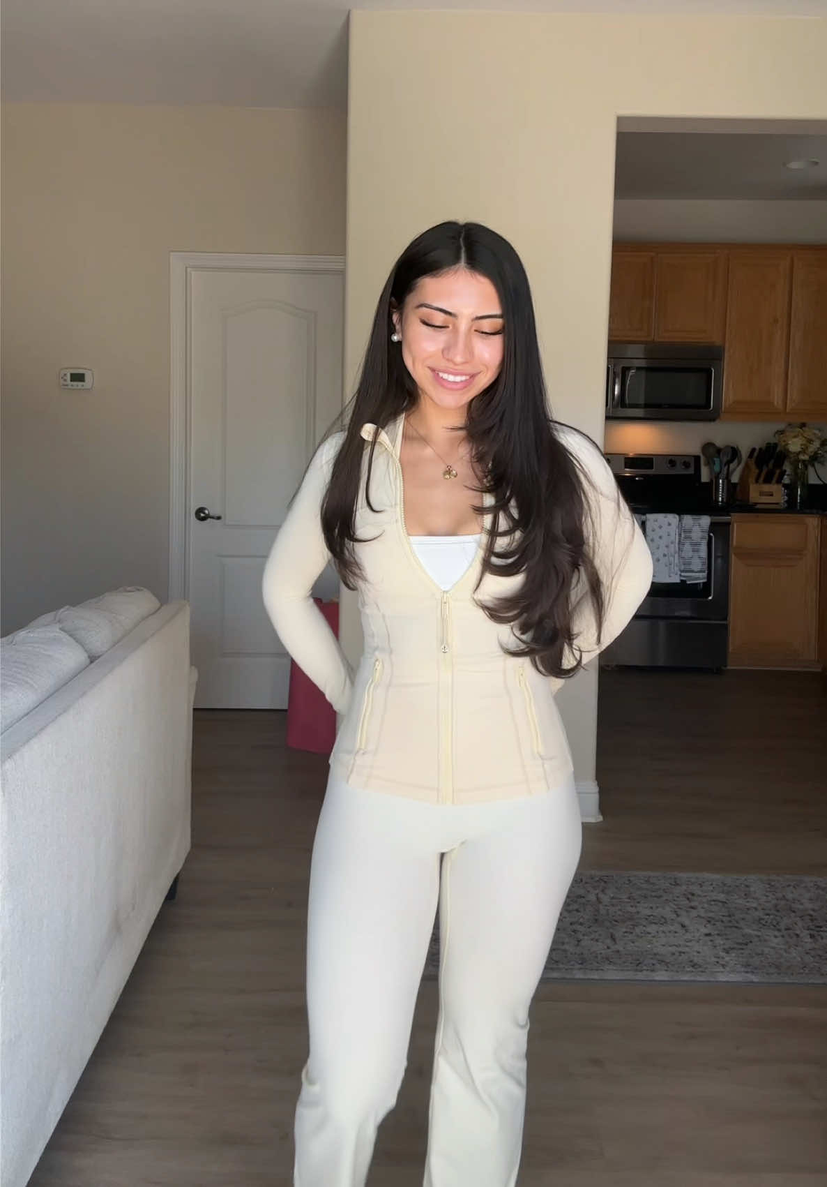 @belén