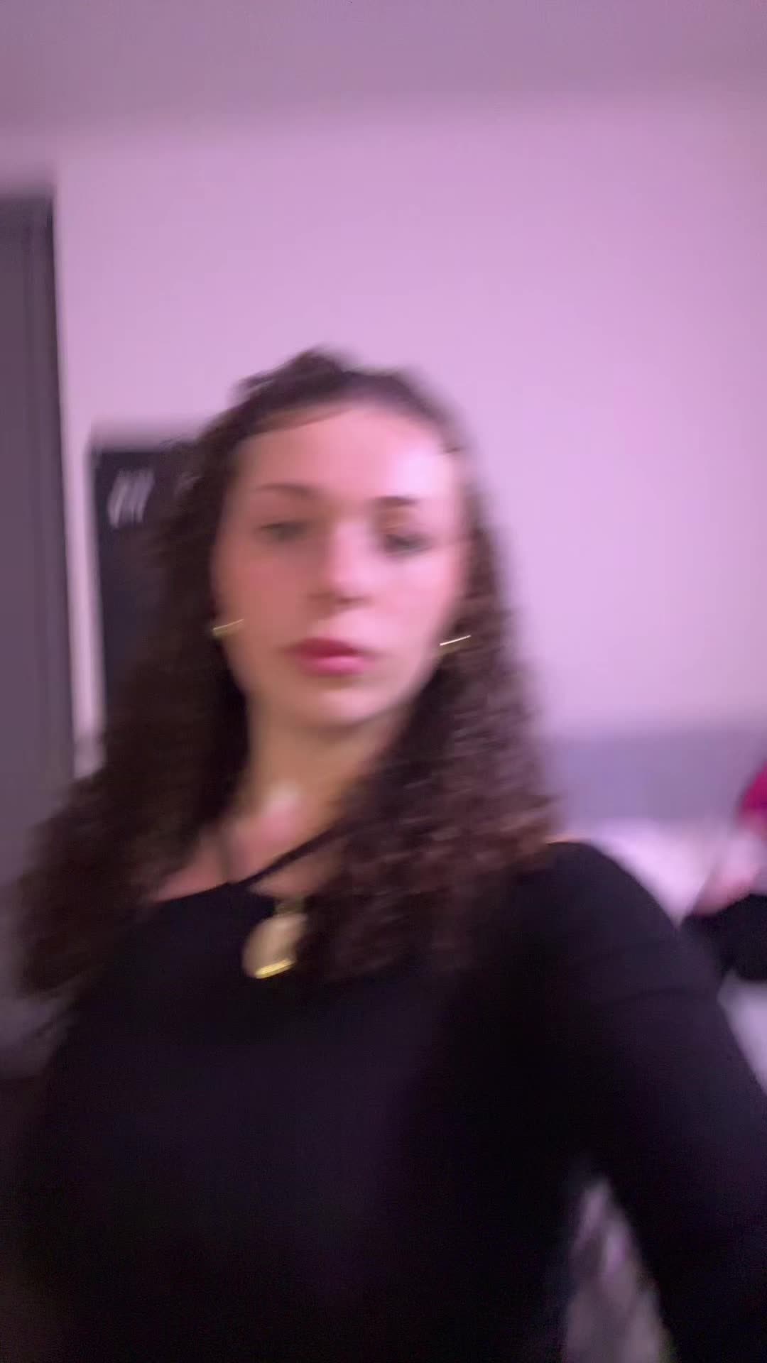 @DS🙂↕️