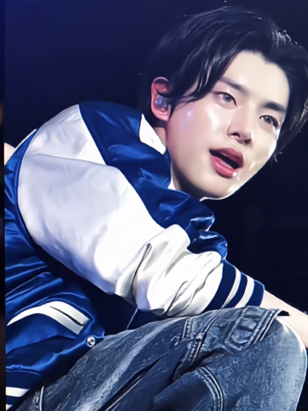 @yayaa // about hoonie