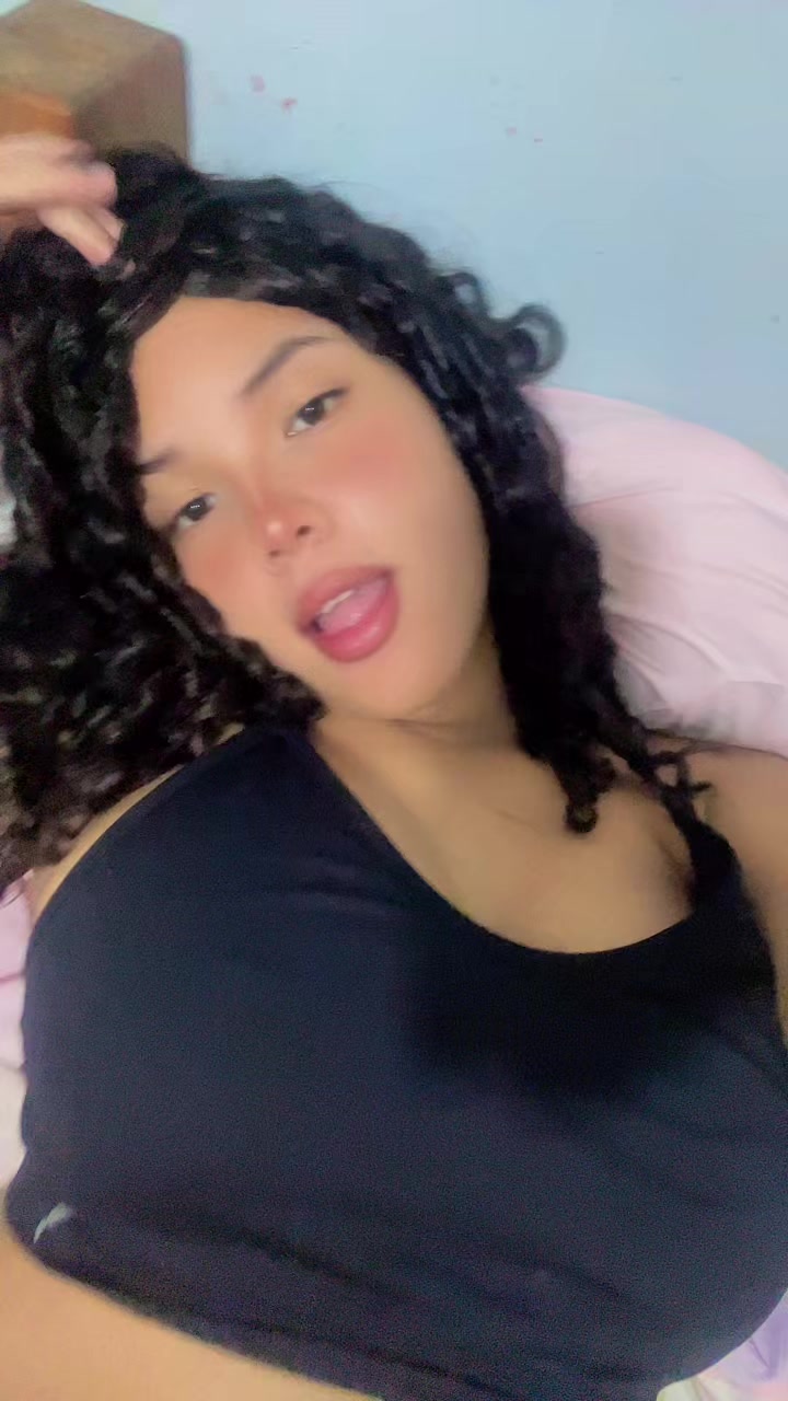 @Anny👑