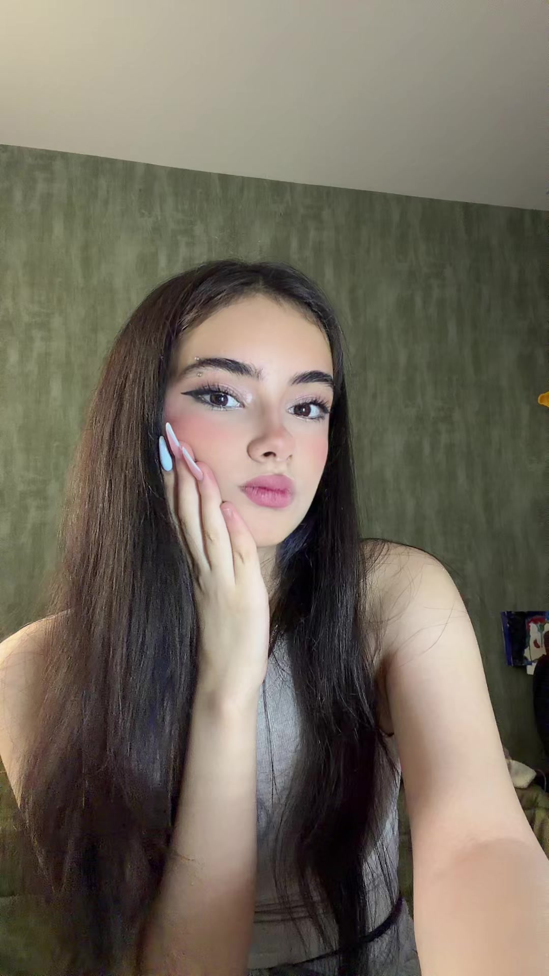 @elena