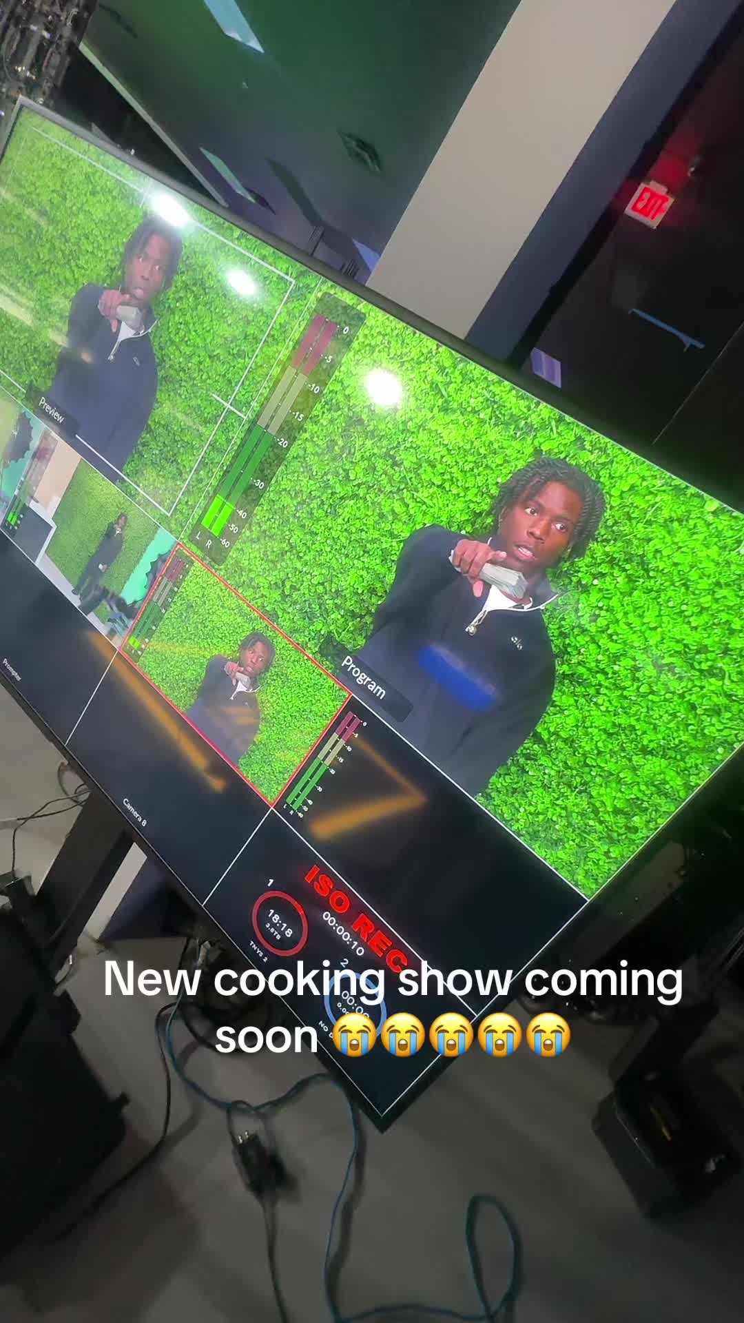 @wooladytv