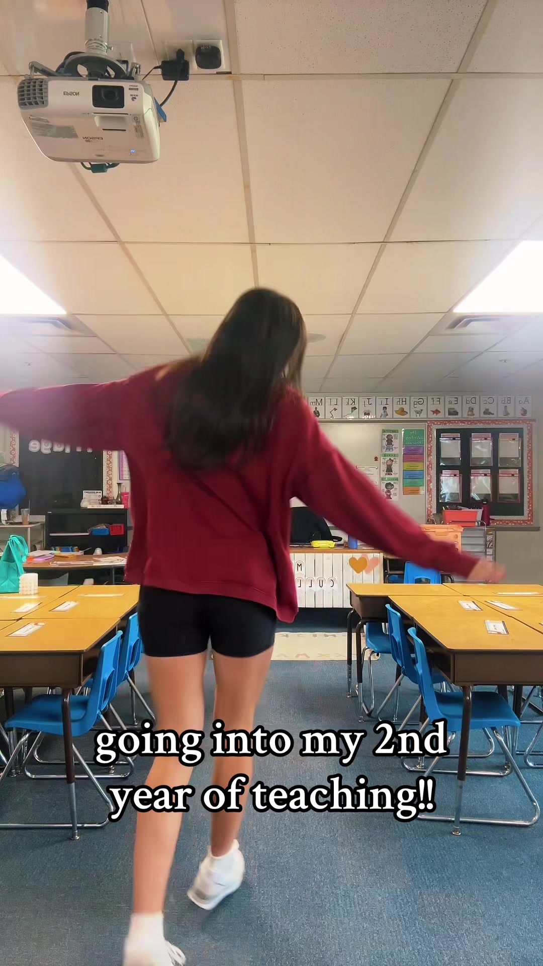 @laurenteaches2nd