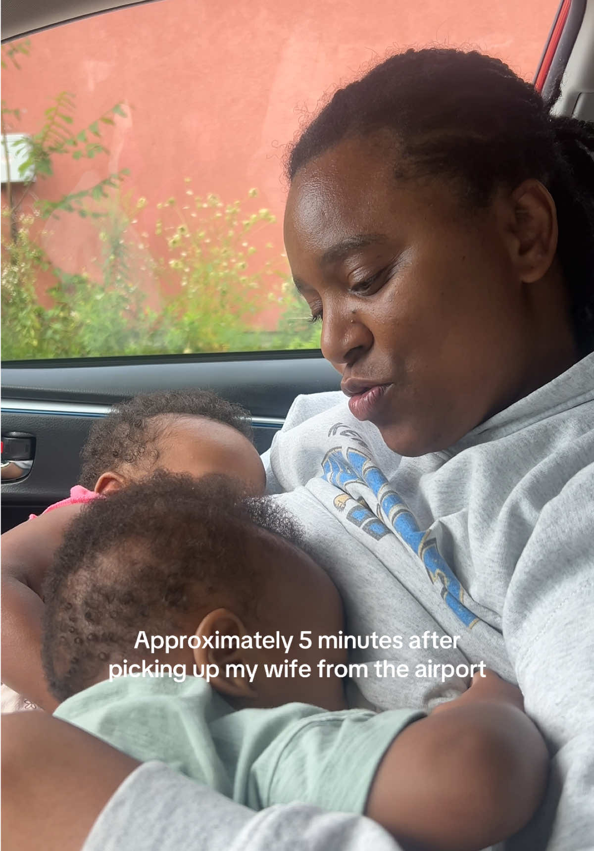 @Paula | Wife + Twin Mama