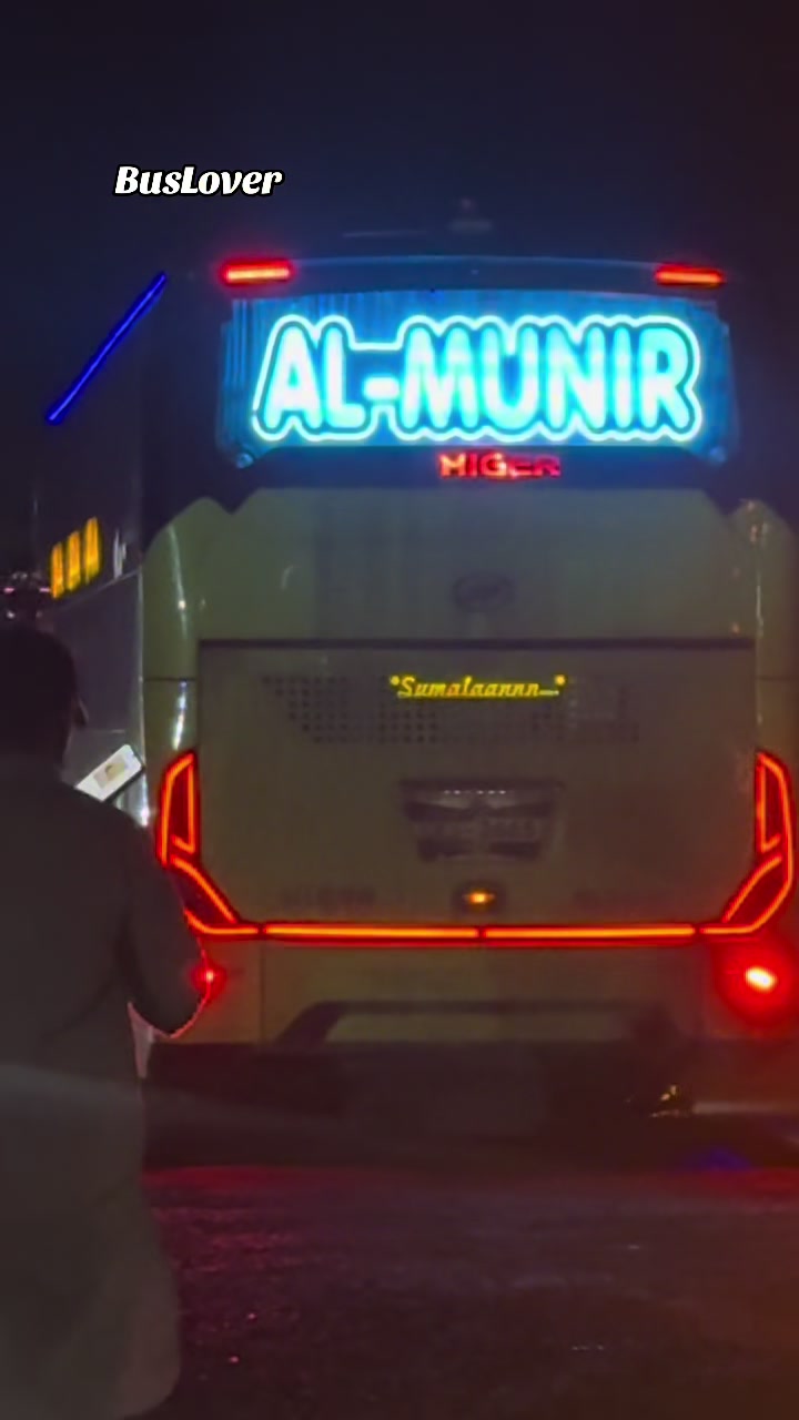 @Bus Lover Official