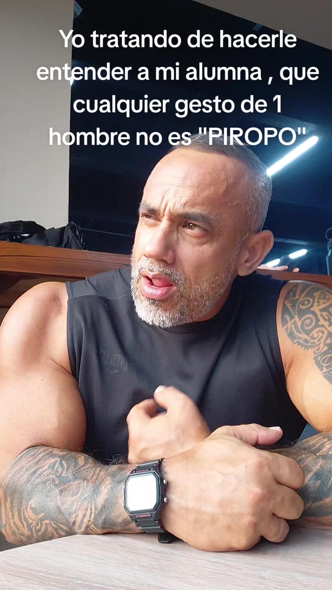 @Enrique Briones200