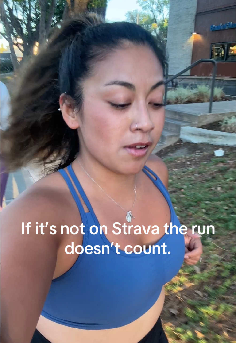 @Cdotpoz