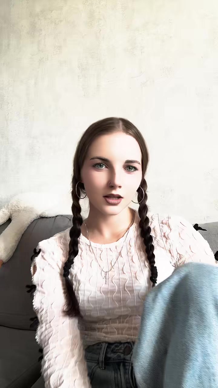 @не даша