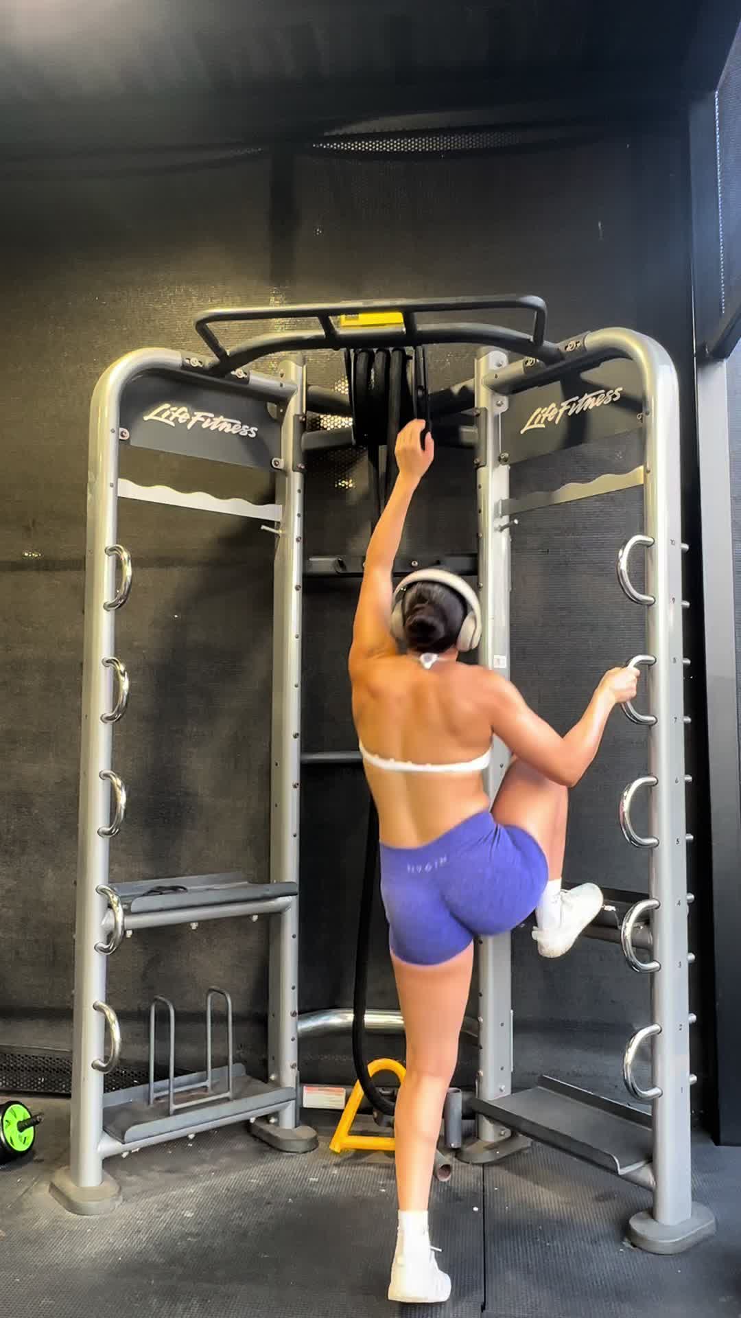 @Lareena Nuñez