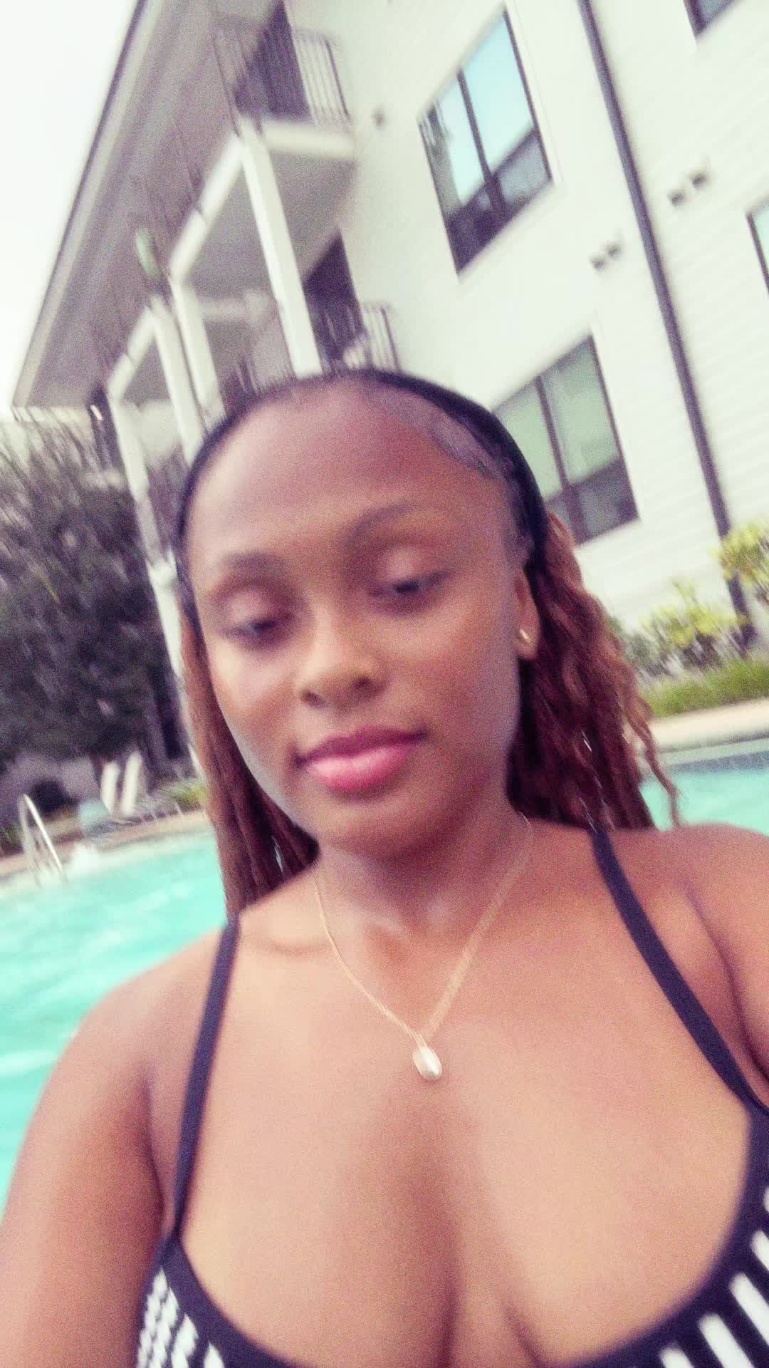 @des🌟