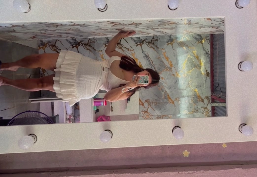 @Melissa Cede&ntilde;o